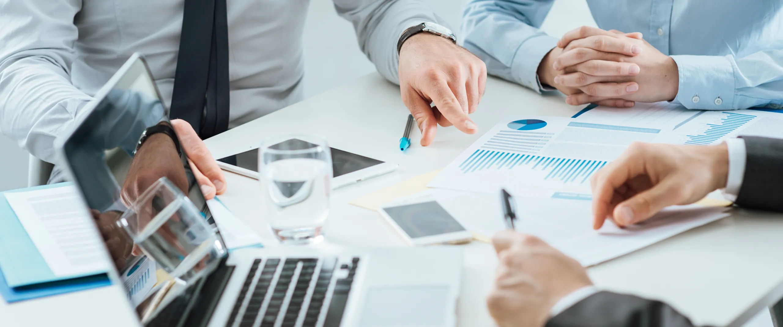 Internal Committees / Comités internes